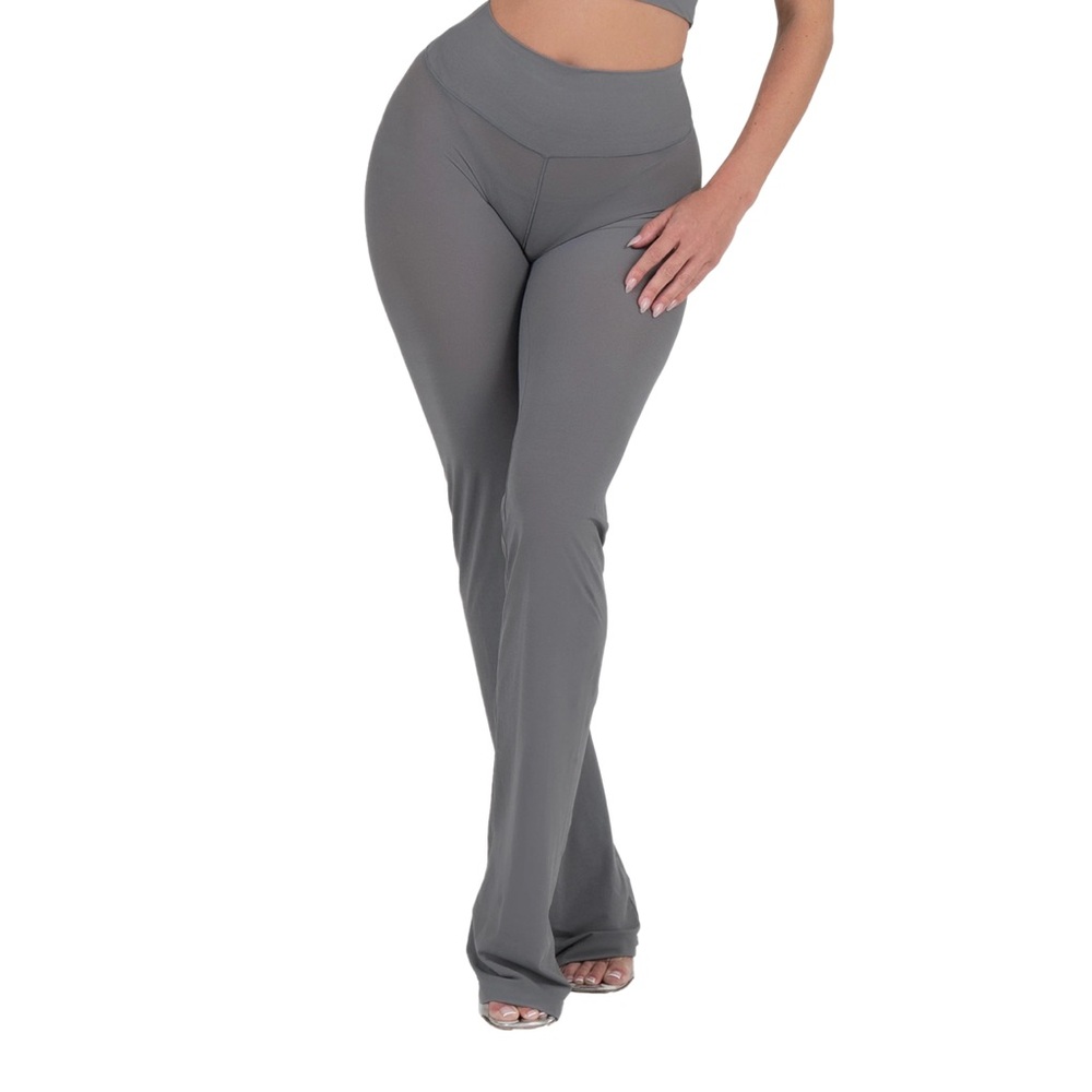 Davis Active Mesh Flare Pants Size L/XL New